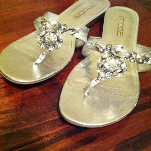 Have only been worn once (for prom)