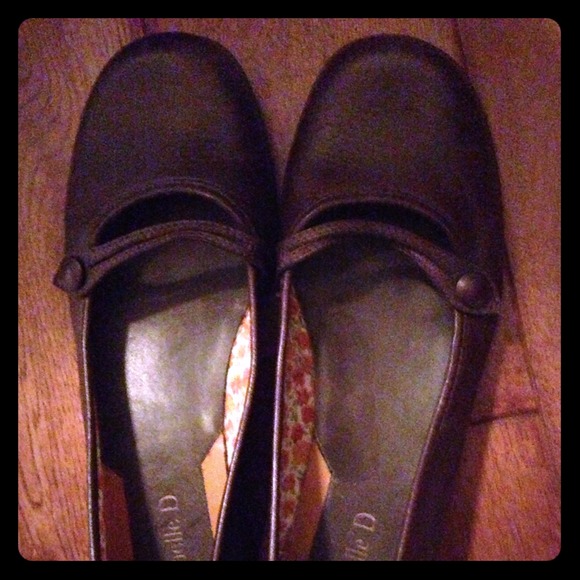Brown Mary Jane shoes