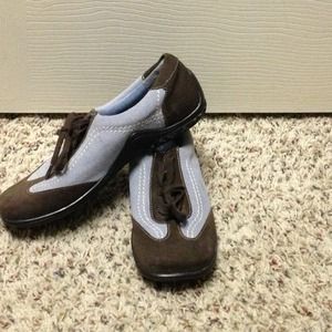Retro bowling type shoe! Worn once! SZ 6!
