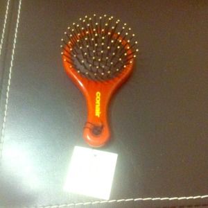 Traded- wood mini brush with mirror