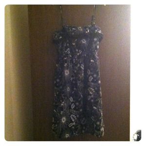 Sz L black and white floral dress from kohls
