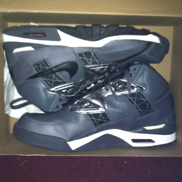 Nike SC Trainers "Bo Jackson" Retros - Picture 2 of 4
