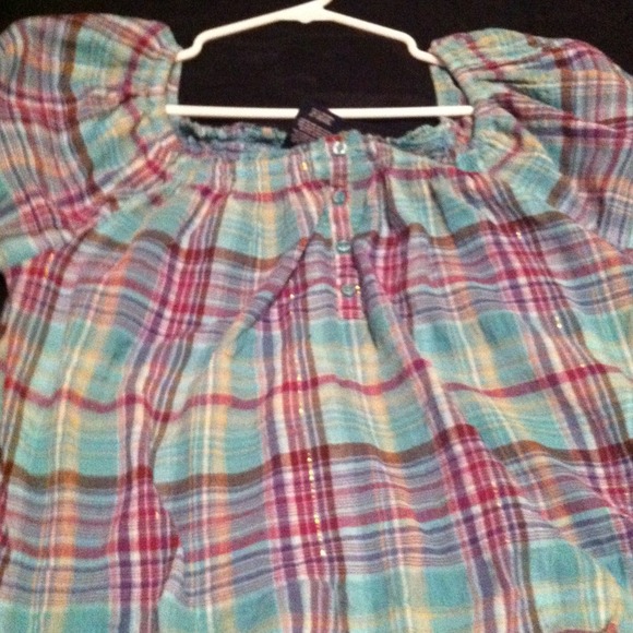 Short sleeve top