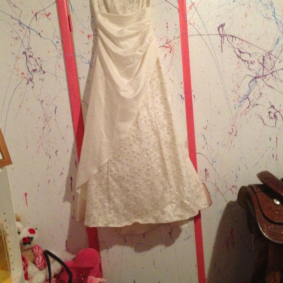 Prom Dress - Picture 2 of 6