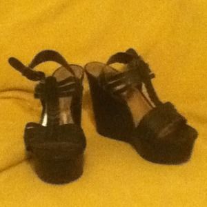 Bakers Black Platform Gladiator Sandals Size 7.5