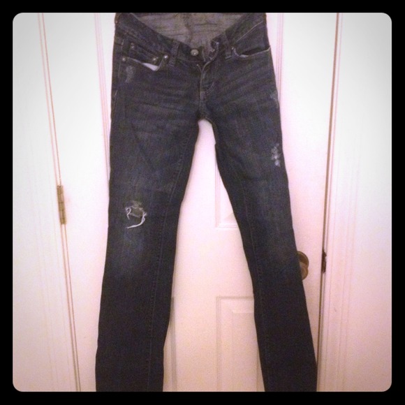 Dark wash Bullhead bootcut jeans