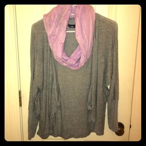 Grey, winged sleeve sweater!