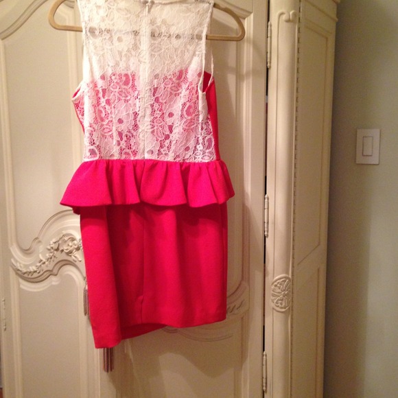 Dress - Picture 2 of 2