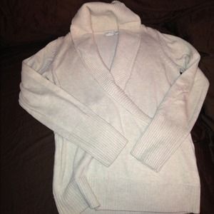 NWOT Beautiful Dress up or Dress down Sweater