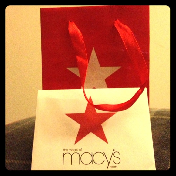 $40 Macy's Gift Card!! 🎄🎁