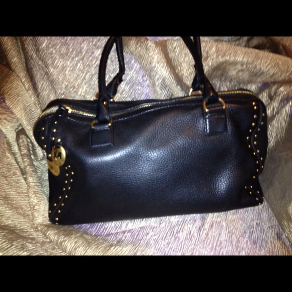 Medium to large sized Michael Kors handbag - Picture 1 of 4