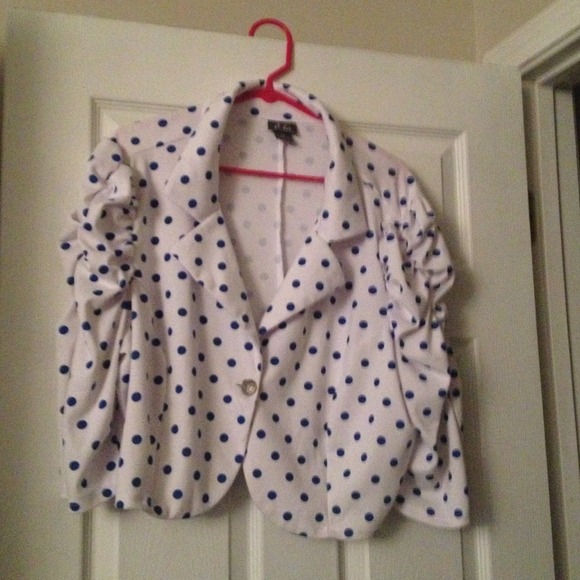 Crop blazer