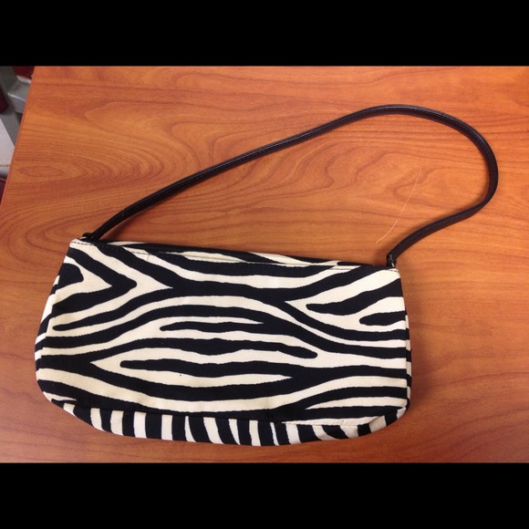 Kate Spade - Picture 2 of 5