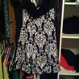 Dress from black and white