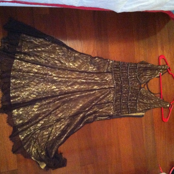 BCBG dress brown mesh with gold under - Picture 1 of 4