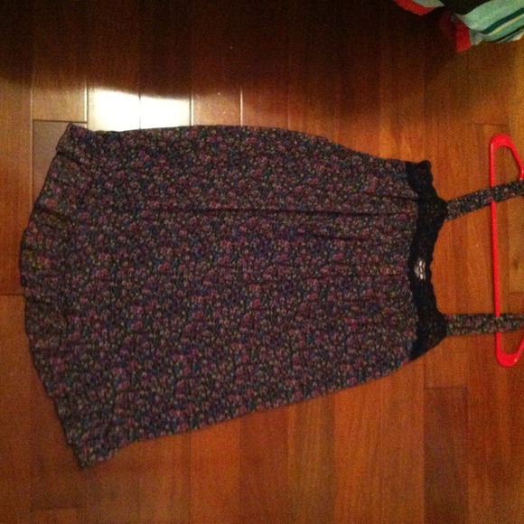 Pretty dress with mesh in the front