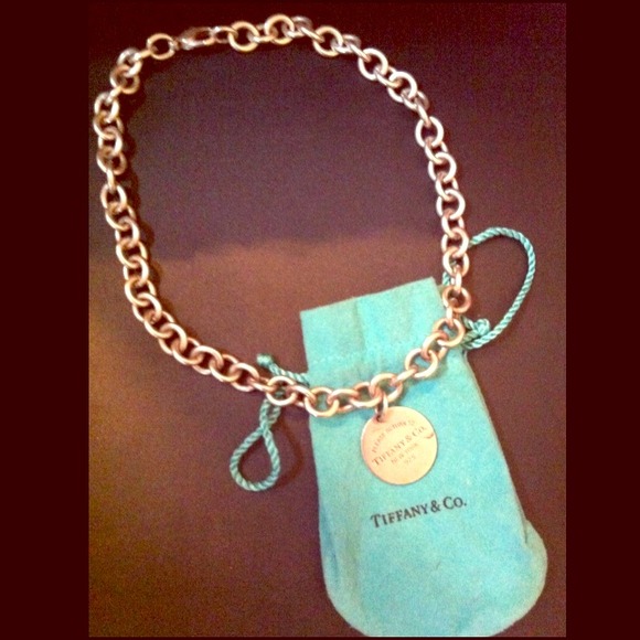 😘SOLD😘Tiffany & Co. Return to Tiffany Necklace