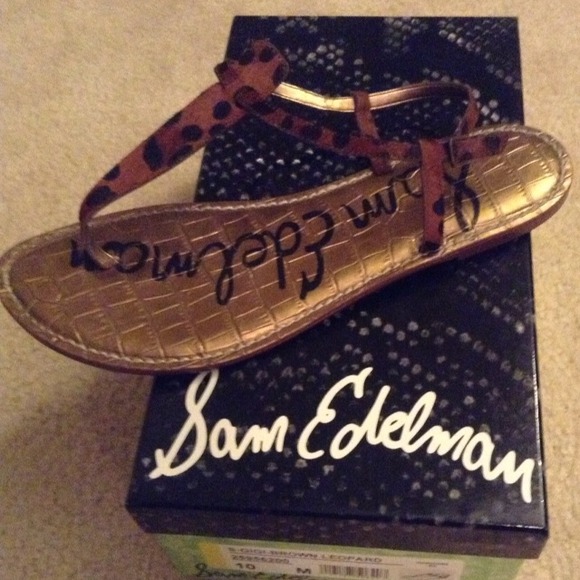 ****RESERVED***Sandals