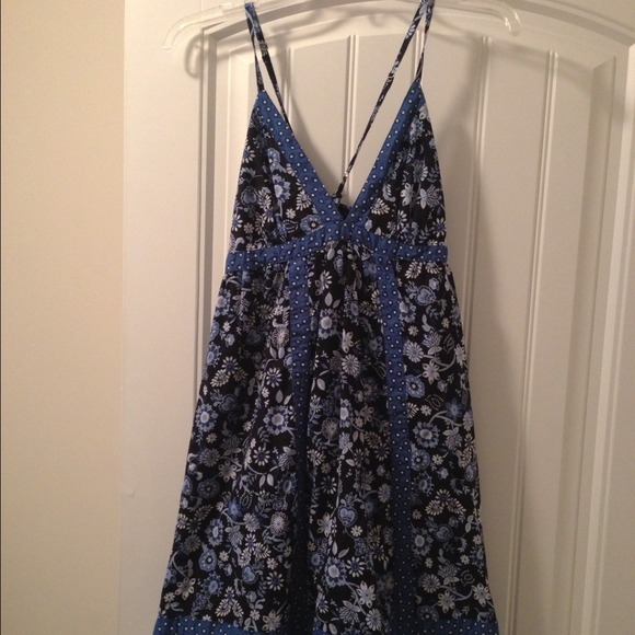 **Cute summer dress!! SOLD