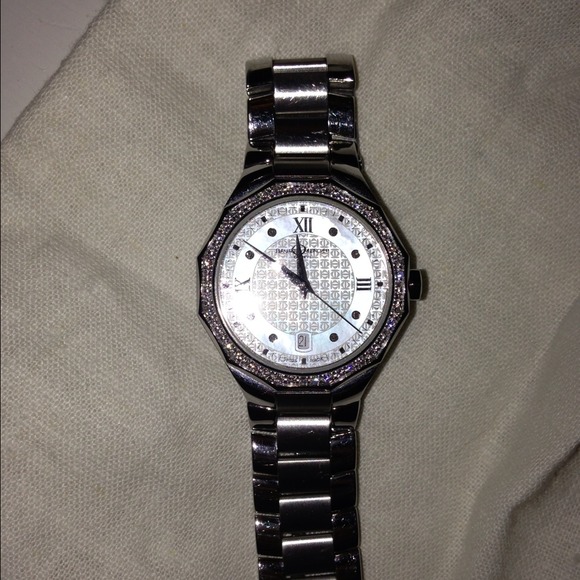 Woman's Baume & Mercier watch - Picture 3 of 3