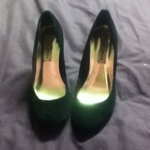 ❌RESERVED❌ Black Steve Madden suede pumps