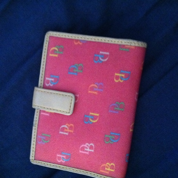 D&b wallet