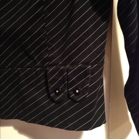 Elevenses  Blazer from Anthropologie - Picture 3 of 4