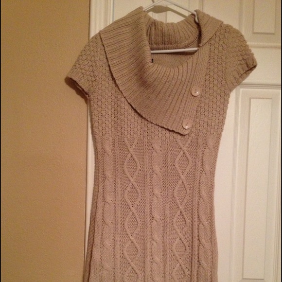 Tan/cream sweater dress