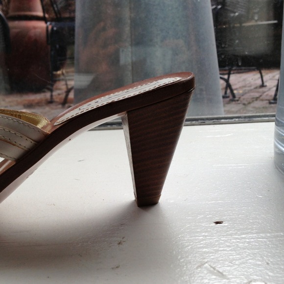 Coach Sandals - Picture 4 of 4