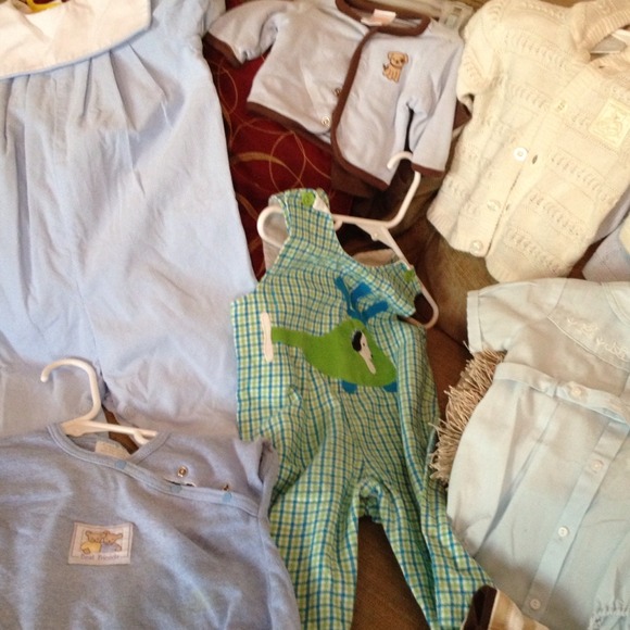 High end baby boy clothes from premie- 12-18 mnts - Picture 2 of 4