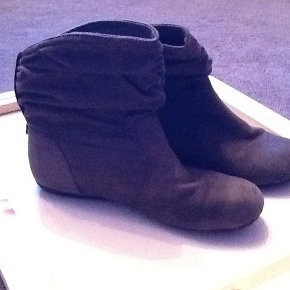 Cute short boots