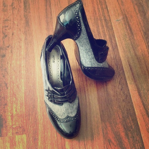 Apt. 9 black and grey heals