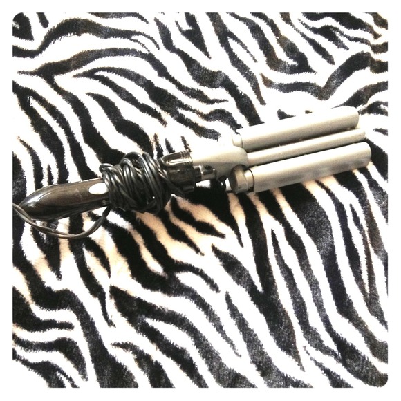 Revlon hair waver!(: gently used!(: