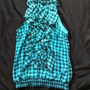 Cute checkered ruffle top(: