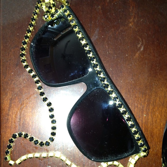 Sunglasses 😎