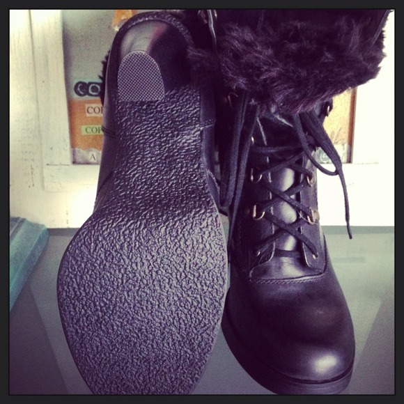 ✂REDUCED✂Super Fun Black Leather Boots NWOB! - Picture 2 of 3