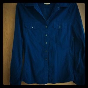 Casual collared shirt