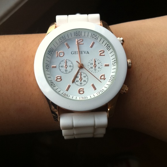 Bundle New White Watch and Black Watch