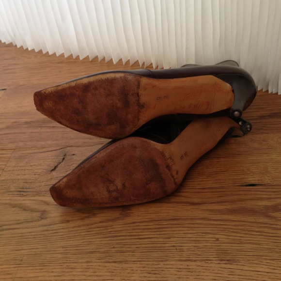 Cole Haan brown boots. 3" heel, 8" high boot. - Picture 3 of 4