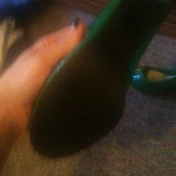 Never worn!! - Picture 3 of 3