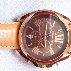 Barely worn michael kors watch