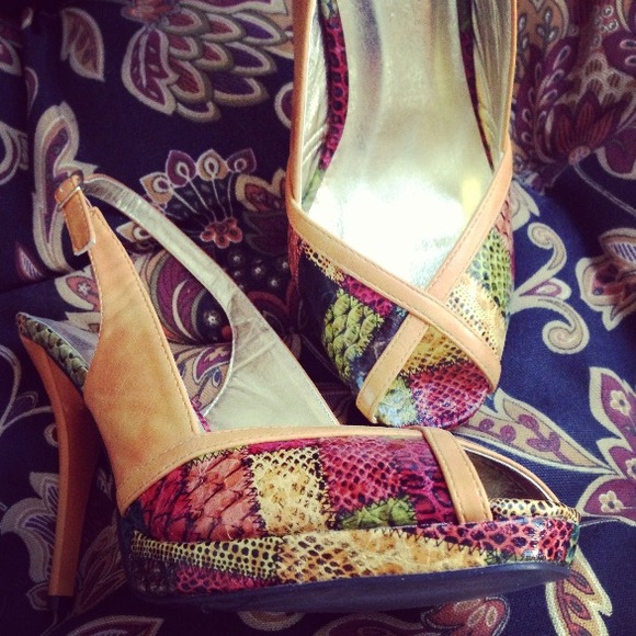 Multi-pattern Retro Pump - Picture 3 of 4