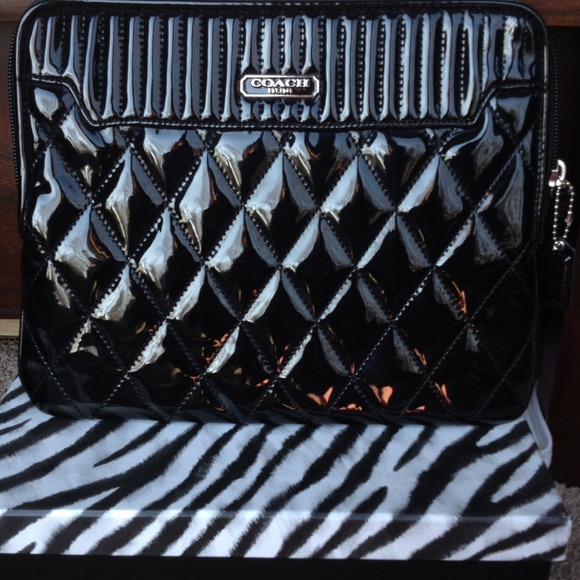 SOLD      Coach I pad / tablet sleeve black patent