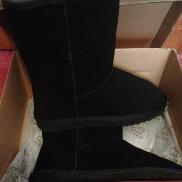 Australian sheepskin boots