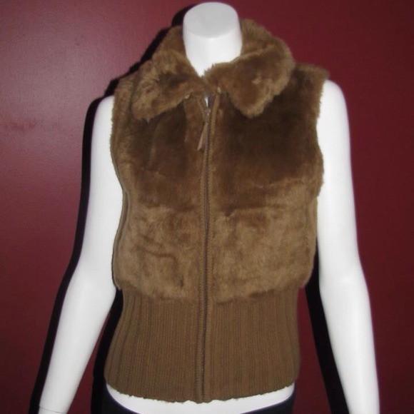 Outerwear - Faux fur vest