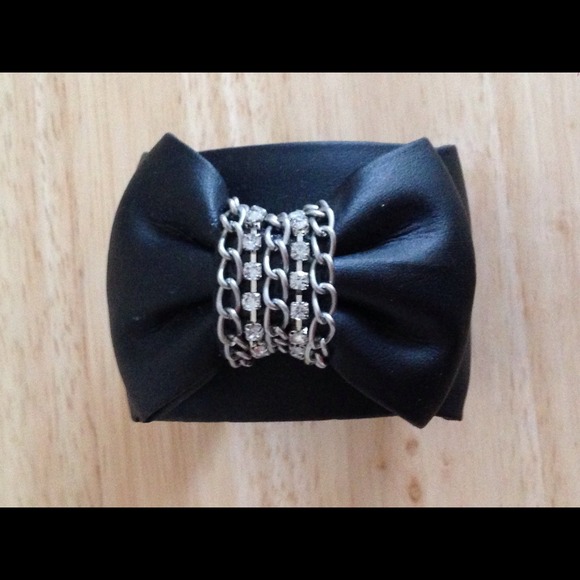 🚫SOLD🚫Black Leather Cuff Bracelet