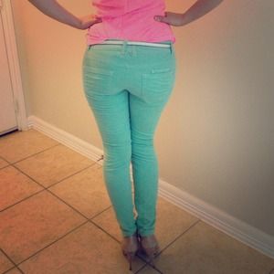 Skinny Pants in Tiffany Blue. Gorgeous color!Size3