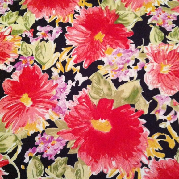 ❌BUNDLED❌Floral strapless dress knee length 6 - Picture 2 of 4