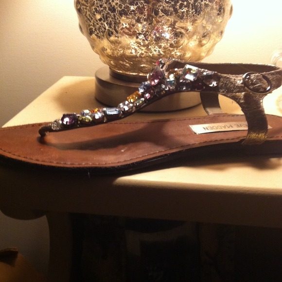SOLD!!!Steve Madden jeweled sandals - Picture 2 of 3
