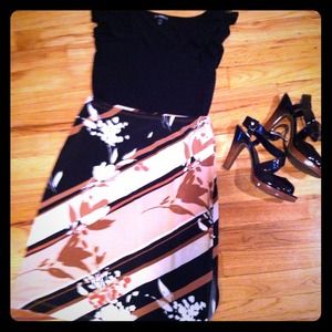 REDUCED! BCBG knee length skirt